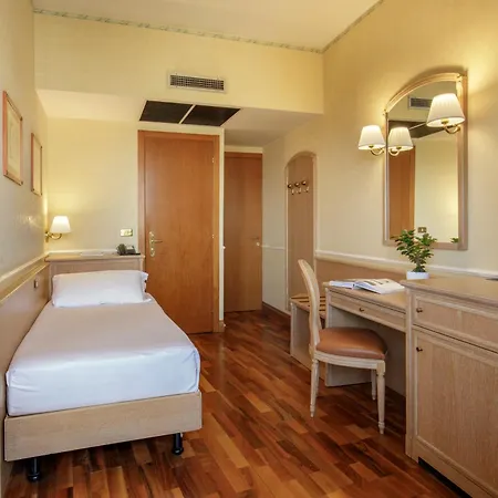 Santa Costanza By Omnia Hotel 4*