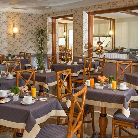 Santa Costanza By Omnia 4*