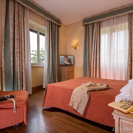 Hotel Santa Costanza By Omnia