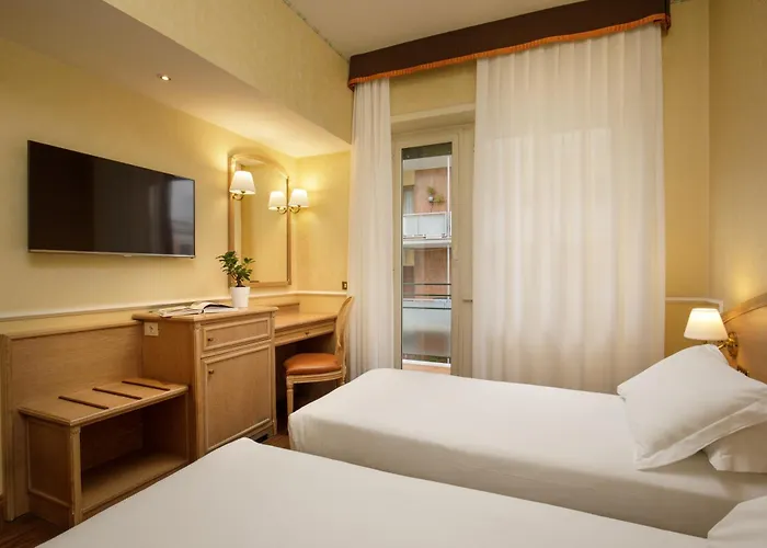 Hotel Santa Costanza By Omnia 4*