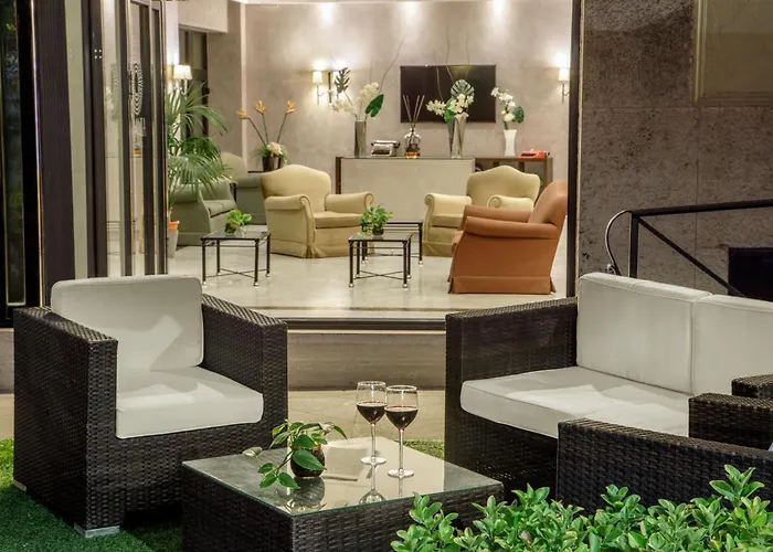 Hotel Santa Costanza By Omnia