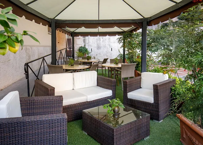 Santa Costanza By Omnia Hotel 4*